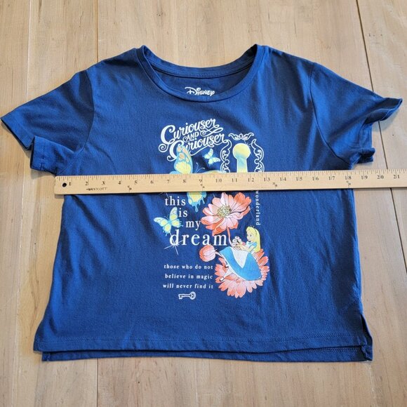 Disney Alice in Wonderland Top Graphic Tee Shirt Juniors Sz M Blue Dream - Picture 5 of 6